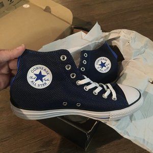 Dark Blue Converse Sneakers - M8/W10